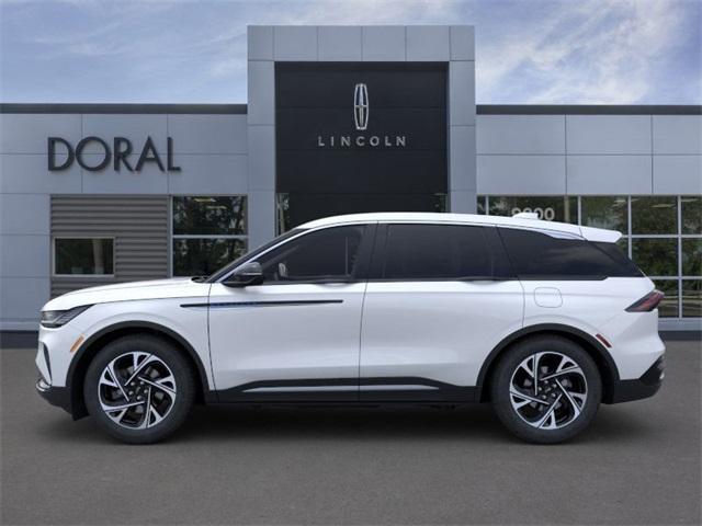new 2025 Lincoln Nautilus car, priced at $56,057