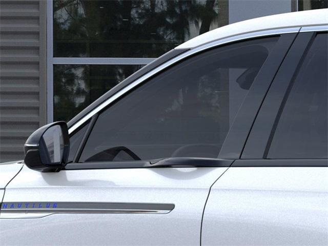 new 2025 Lincoln Nautilus car, priced at $56,057