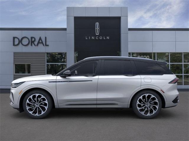 new 2025 Lincoln Nautilus car, priced at $56,504