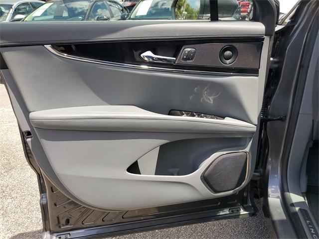 used 2021 Lincoln Nautilus car, priced at $24,990