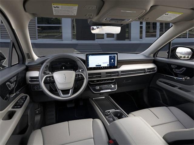 new 2025 Lincoln Corsair car, priced at $44,274
