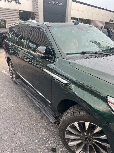 used 2021 Lincoln Navigator car