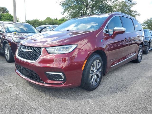 used 2021 Chrysler Pacifica Hybrid car, priced at $35,990