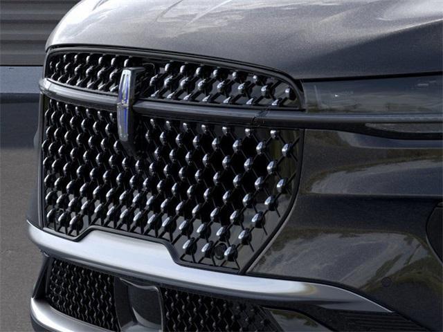 new 2025 Lincoln Nautilus car, priced at $54,571