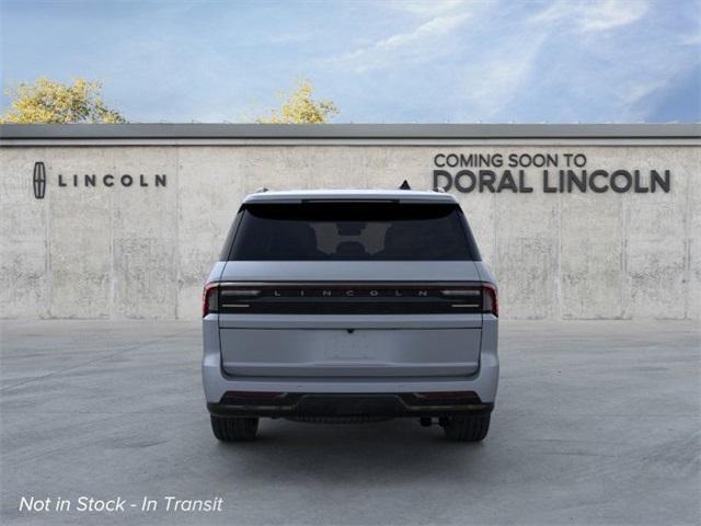 new 2025 Lincoln Navigator car, priced at $109,060