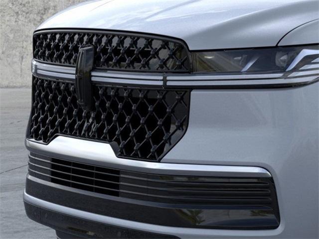 new 2025 Lincoln Navigator car, priced at $109,060