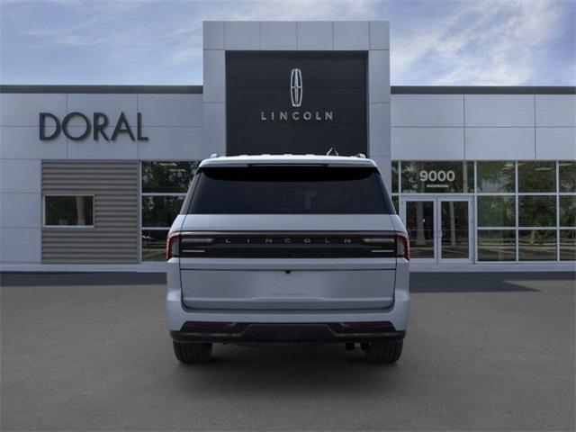 new 2025 Lincoln Navigator car, priced at $109,060
