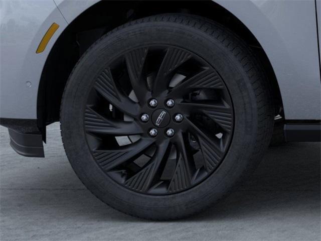 new 2025 Lincoln Navigator car, priced at $109,060