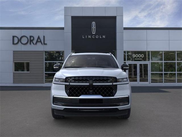new 2025 Lincoln Navigator car, priced at $109,060