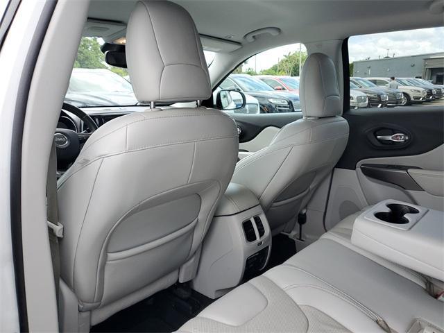 used 2019 Jeep Cherokee car, priced at $10,990