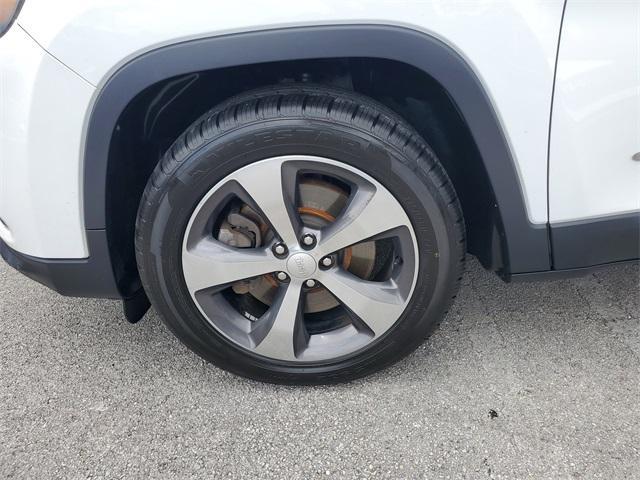 used 2019 Jeep Cherokee car, priced at $10,990