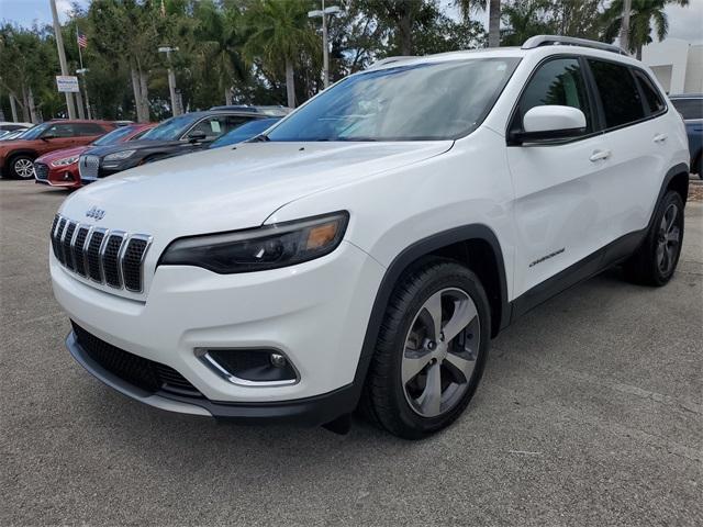 used 2019 Jeep Cherokee car, priced at $10,990