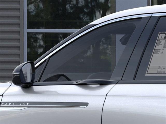 new 2025 Lincoln Nautilus car, priced at $53,074