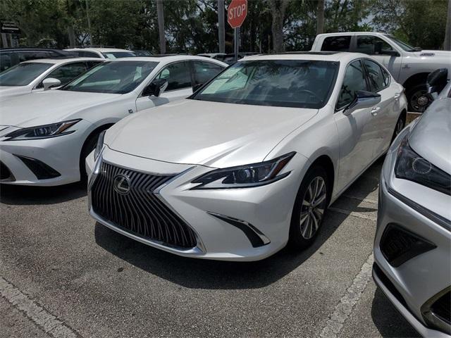 used 2021 Lexus ES 350 car, priced at $32,790