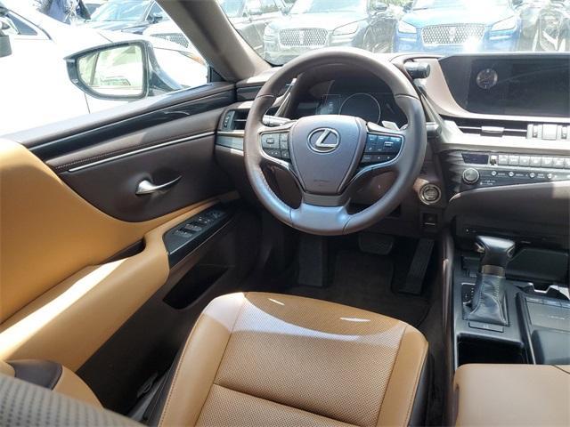 used 2021 Lexus ES 350 car, priced at $32,790