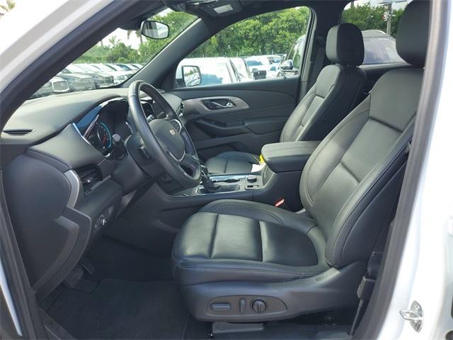 used 2023 Chevrolet Traverse car, priced at $30,990