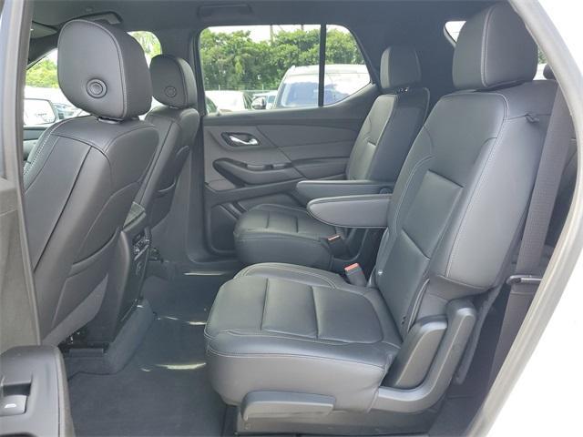 used 2023 Chevrolet Traverse car, priced at $30,990