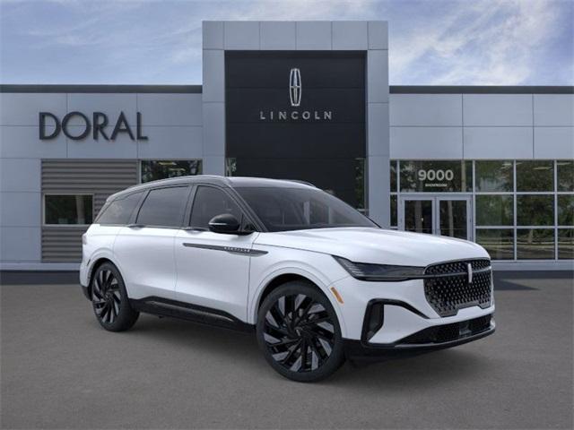 new 2025 Lincoln Nautilus car, priced at $68,184