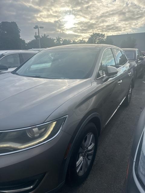 used 2016 Lincoln MKX car, priced at $11,990