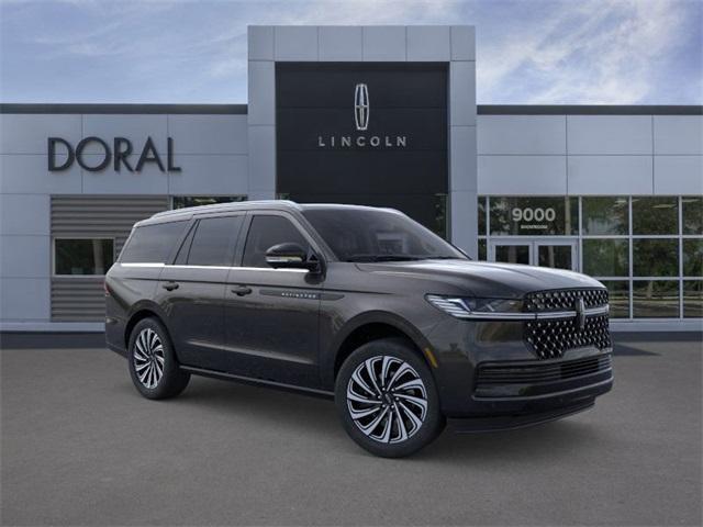 new 2025 Lincoln Navigator car, priced at $119,435