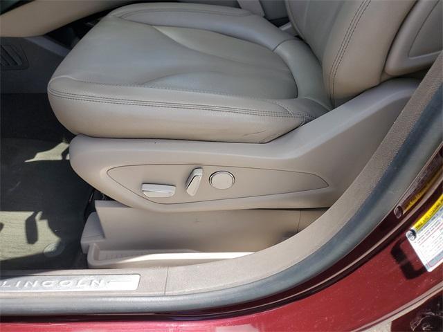 used 2021 Lincoln Nautilus car, priced at $24,990
