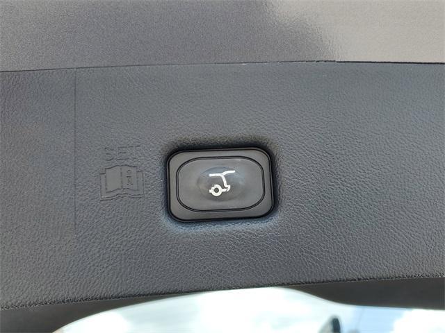 used 2022 Lincoln Nautilus car, priced at $24,990