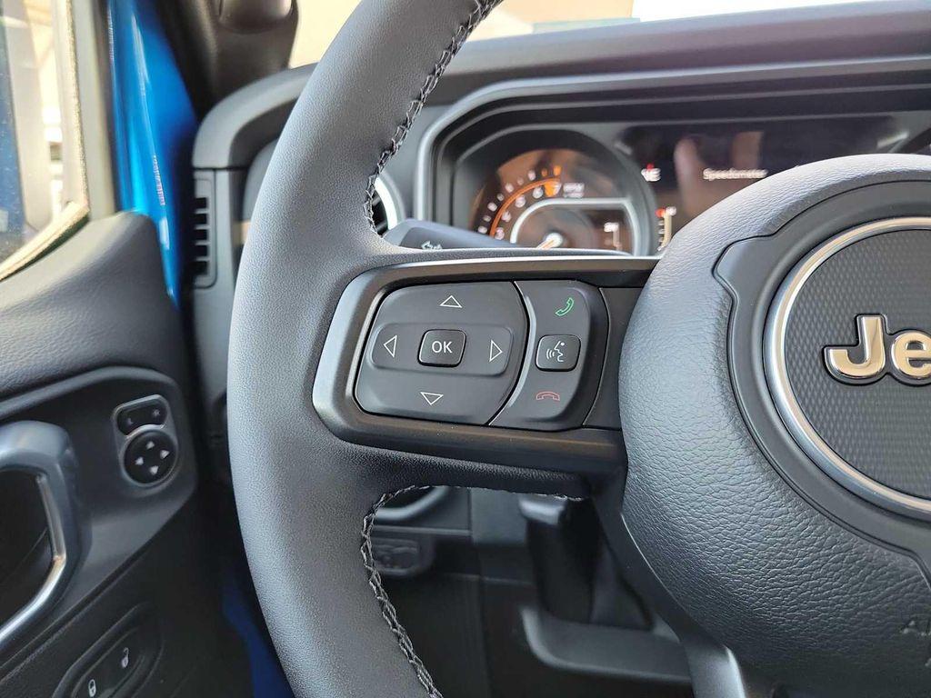 new 2025 Jeep Gladiator car, priced at $52,500