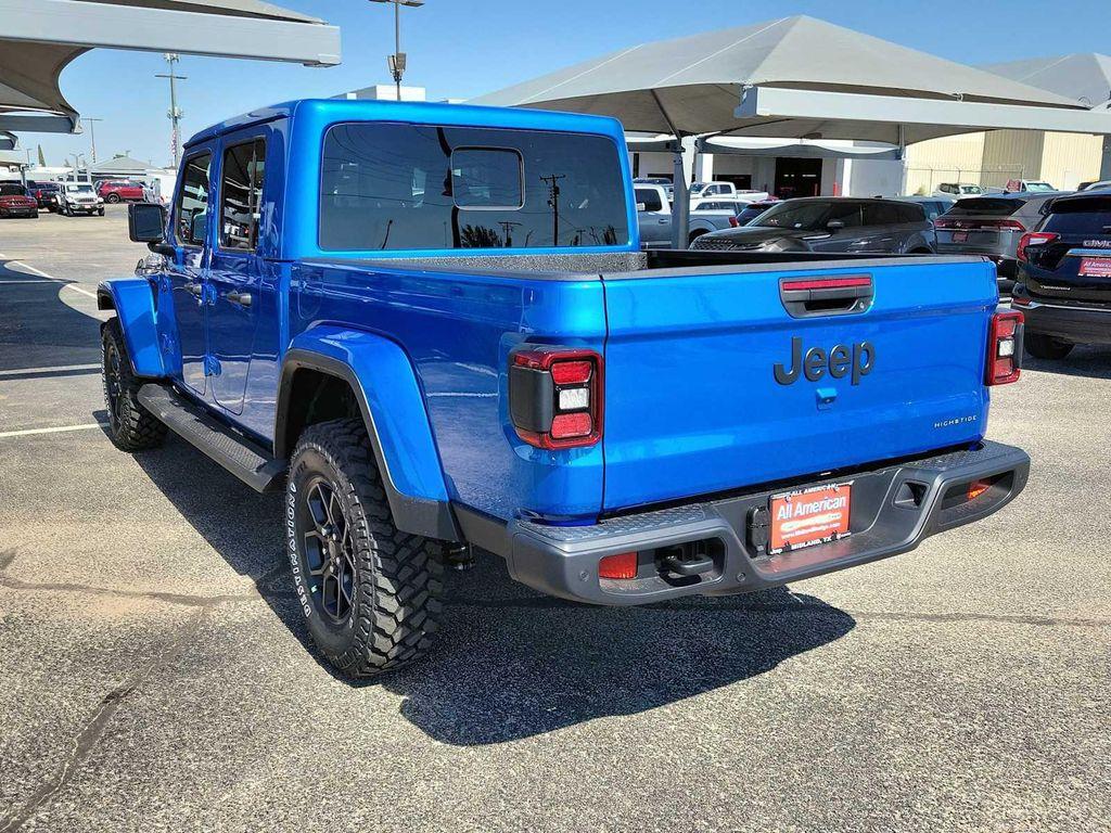 new 2025 Jeep Gladiator car, priced at $52,500