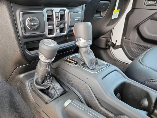 new 2025 Jeep Gladiator car, priced at $50,410