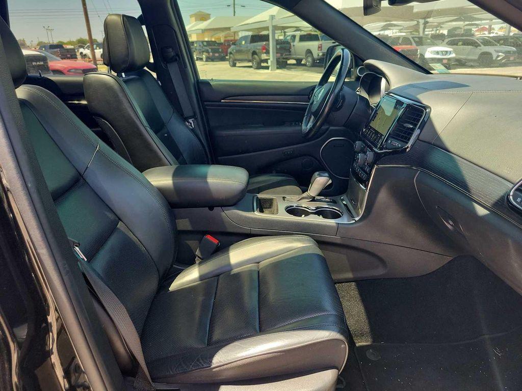 used 2021 Jeep Grand Cherokee car, priced at $29,999