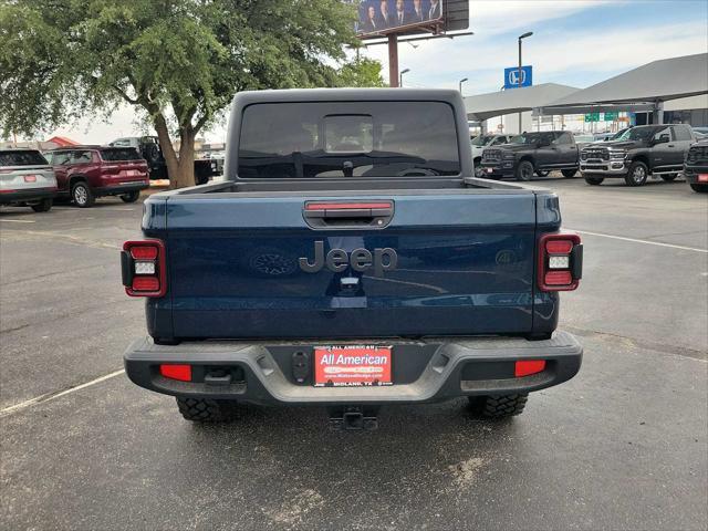 new 2025 Jeep Gladiator car, priced at $53,830