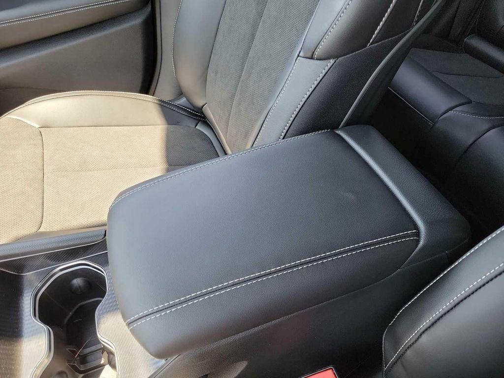 new 2025 Jeep Grand Cherokee L car, priced at $43,875