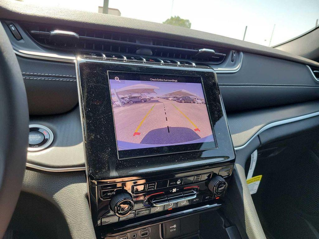 new 2025 Jeep Grand Cherokee L car, priced at $43,875