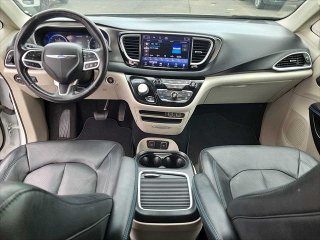 used 2021 Chrysler Pacifica car, priced at $26,999