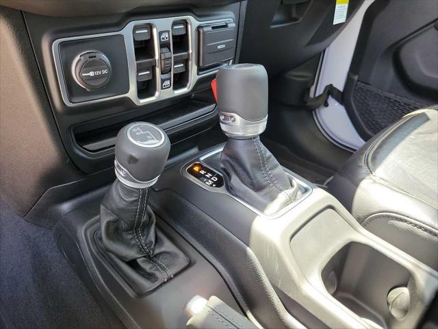 new 2025 Jeep Gladiator car, priced at $51,715
