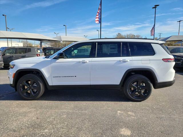 new 2024 Jeep Grand Cherokee car, priced at $56,355