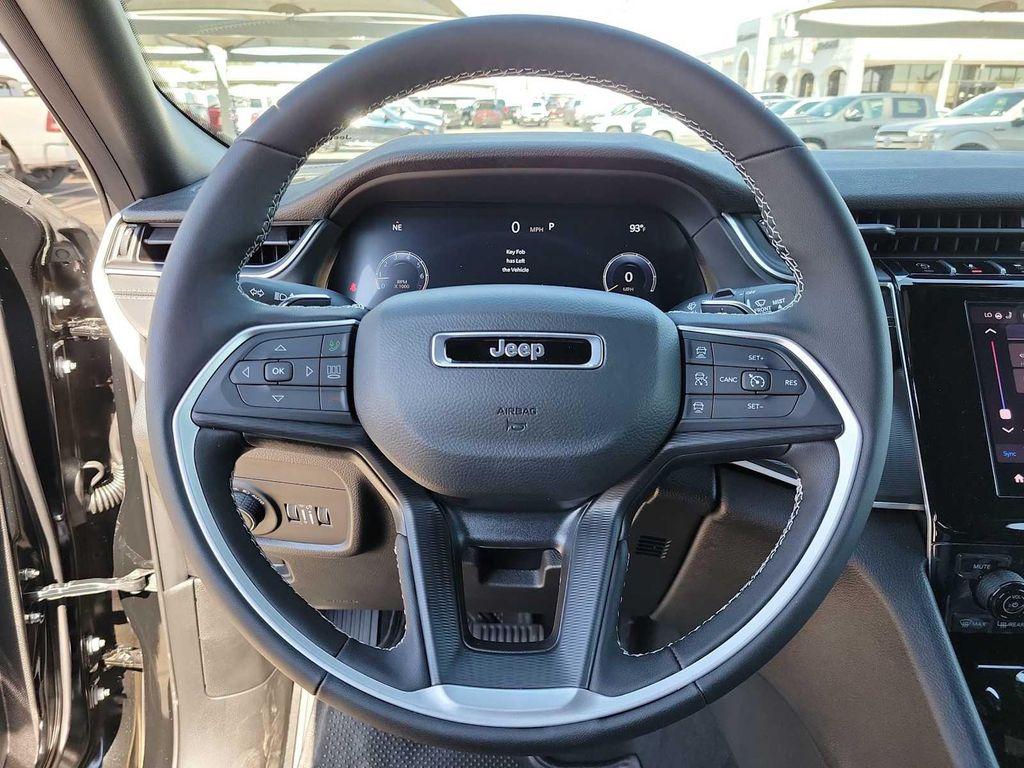 new 2025 Jeep Grand Cherokee L car, priced at $47,375