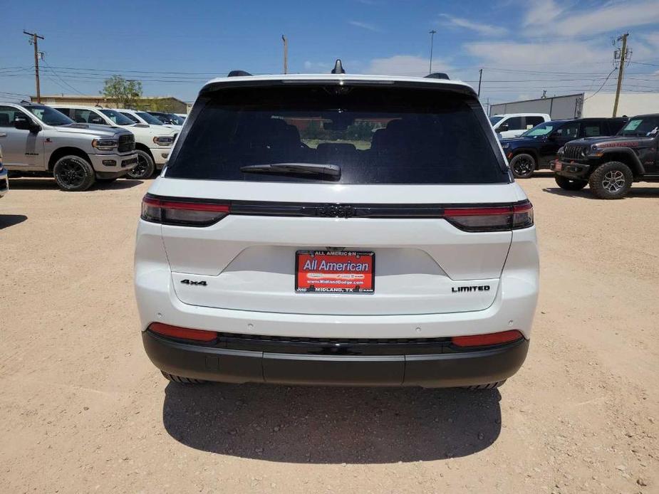 new 2024 Jeep Grand Cherokee car, priced at $59,640