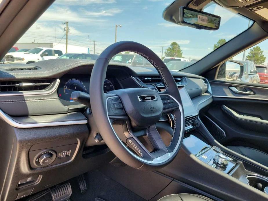 new 2024 Jeep Grand Cherokee car, priced at $59,640