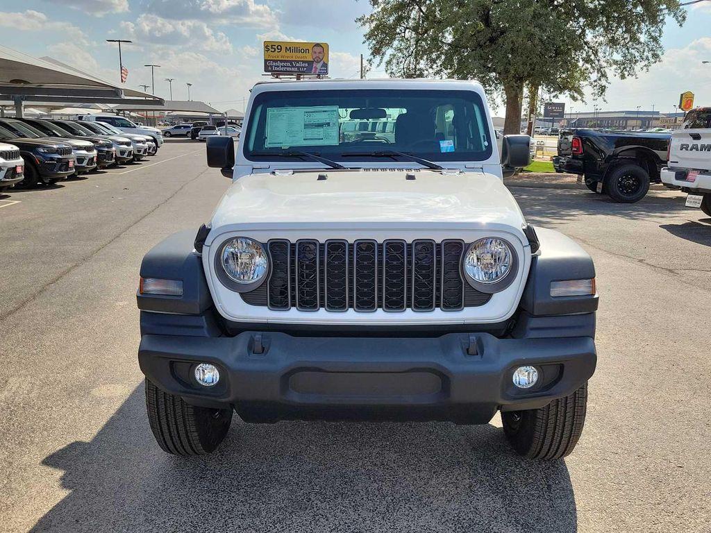 new 2025 Jeep Wrangler car, priced at $45,380