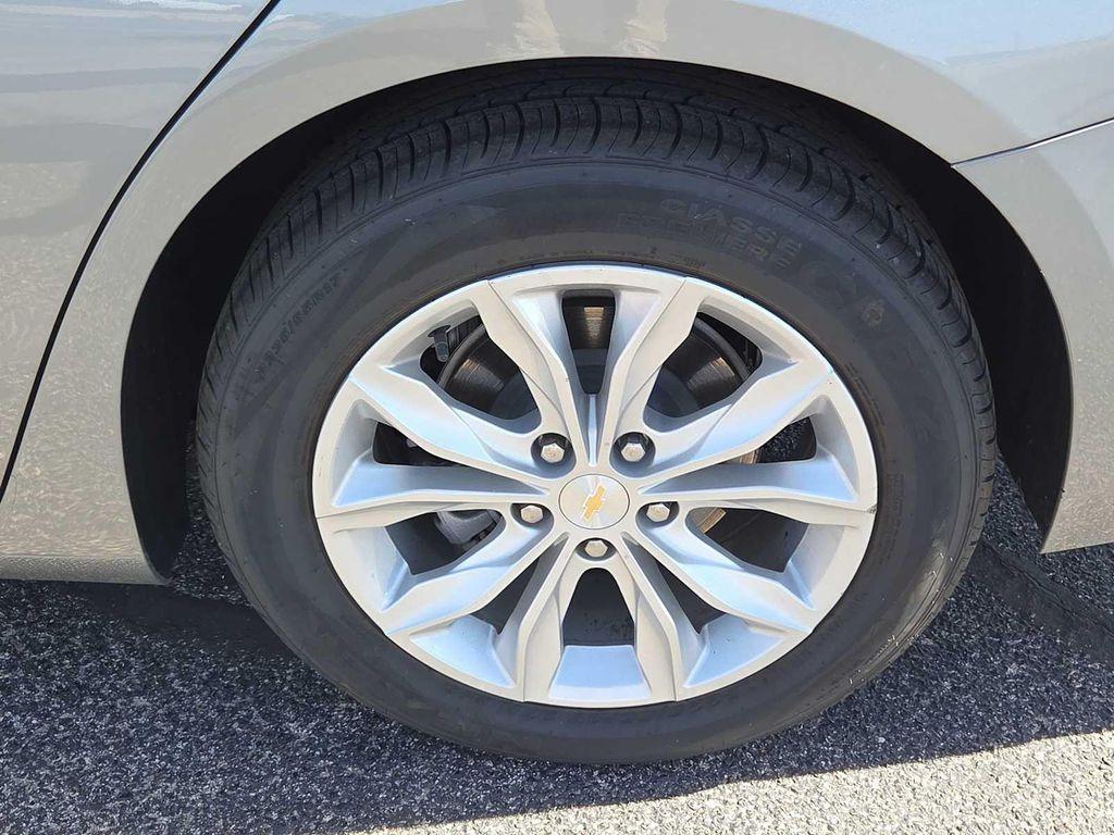 used 2024 Chevrolet Malibu car, priced at $24,999