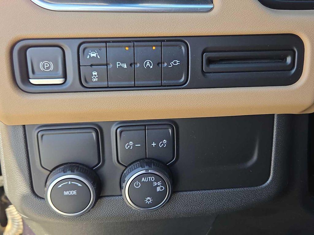 used 2022 Chevrolet Tahoe car, priced at $54,999