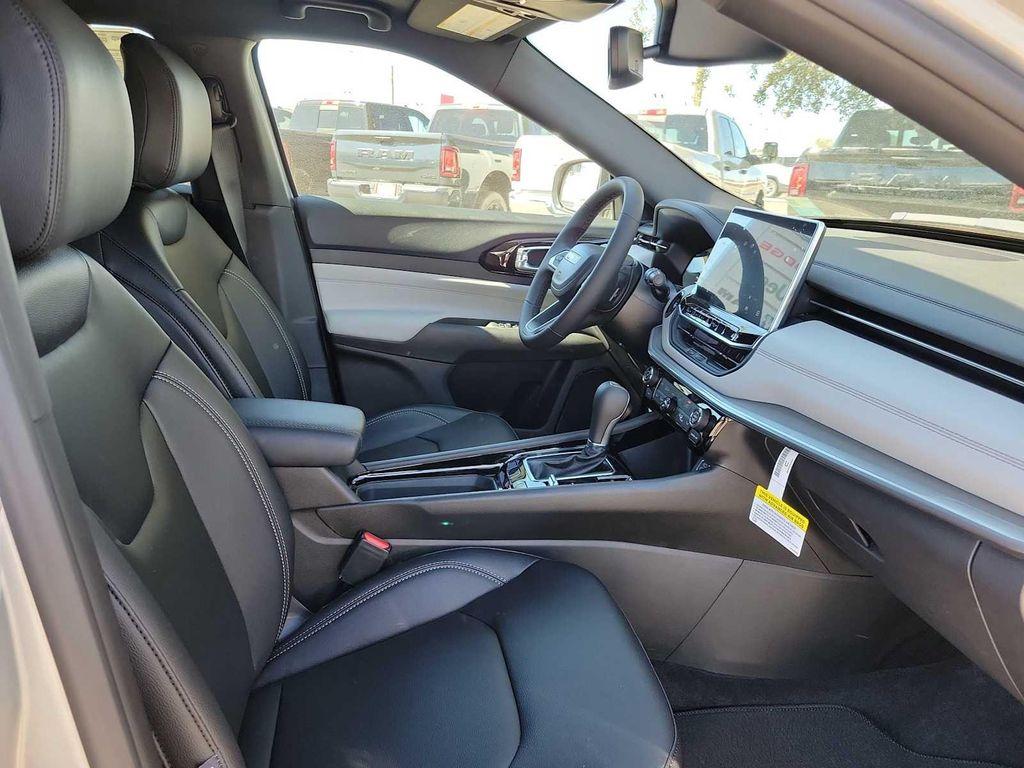 new 2026 Jeep Compass car, priced at $35,125