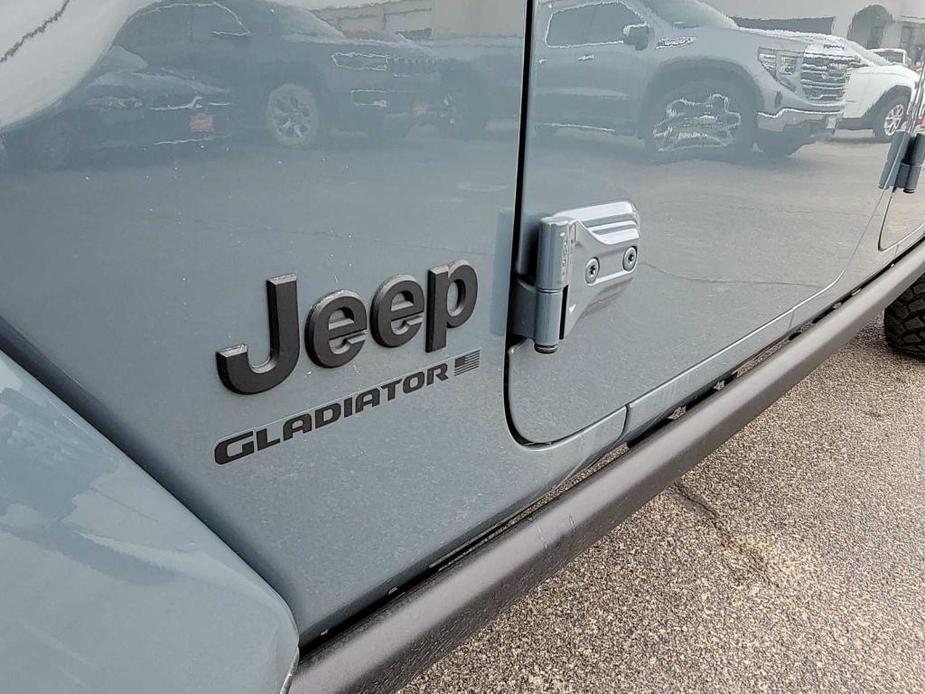 new 2024 Jeep Gladiator car, priced at $55,029