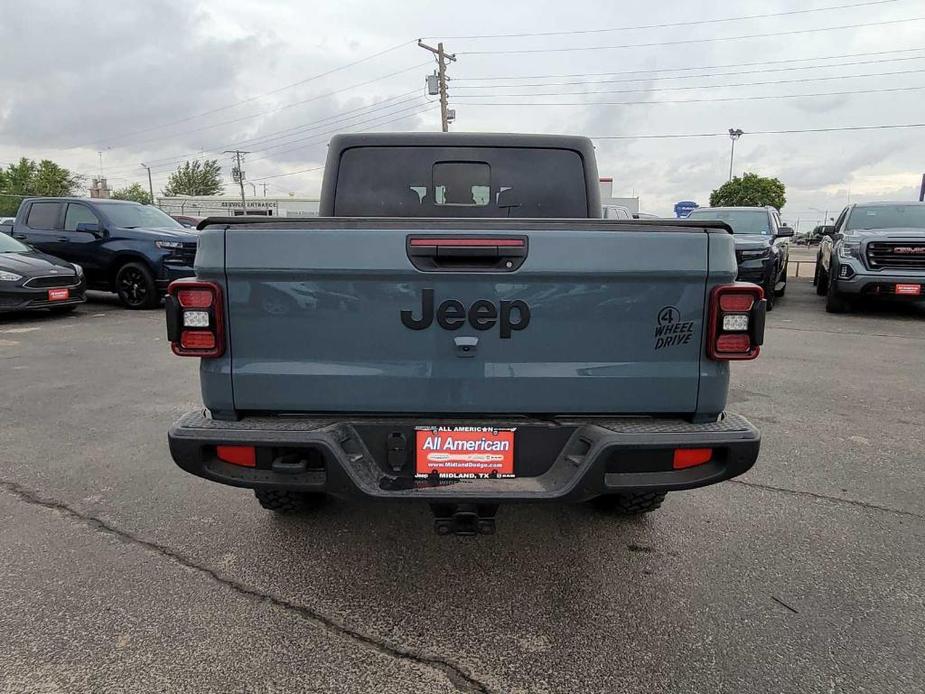 new 2024 Jeep Gladiator car, priced at $55,029