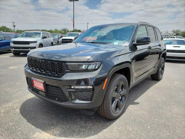 new 2024 Jeep Grand Cherokee car, priced at $60,235