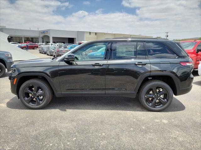 new 2024 Jeep Grand Cherokee car, priced at $60,235