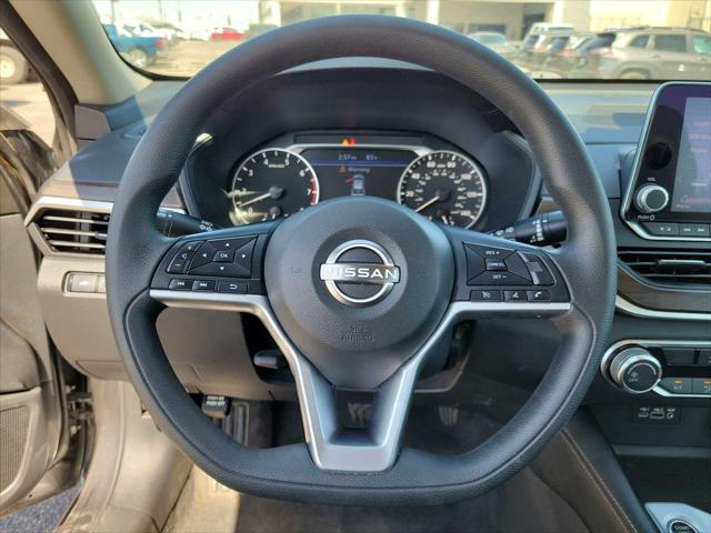 used 2023 Nissan Altima car, priced at $24,799