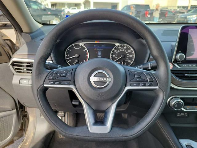 used 2023 Nissan Altima car, priced at $24,989