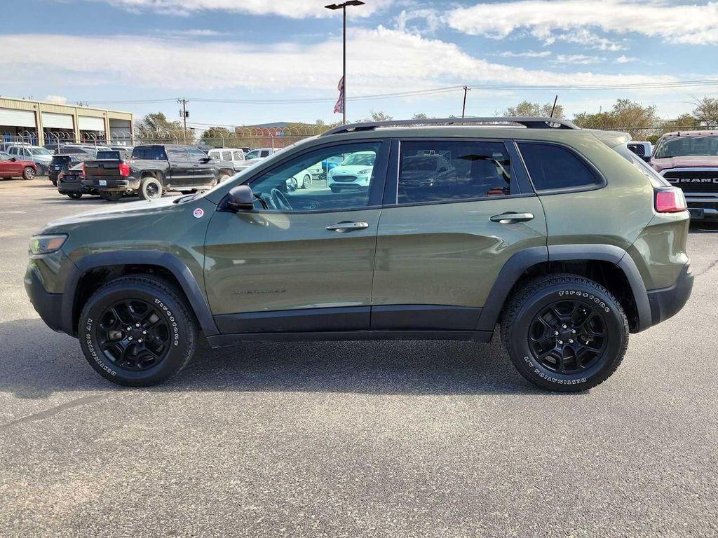 used 2019 Jeep Cherokee car, priced at $26,999